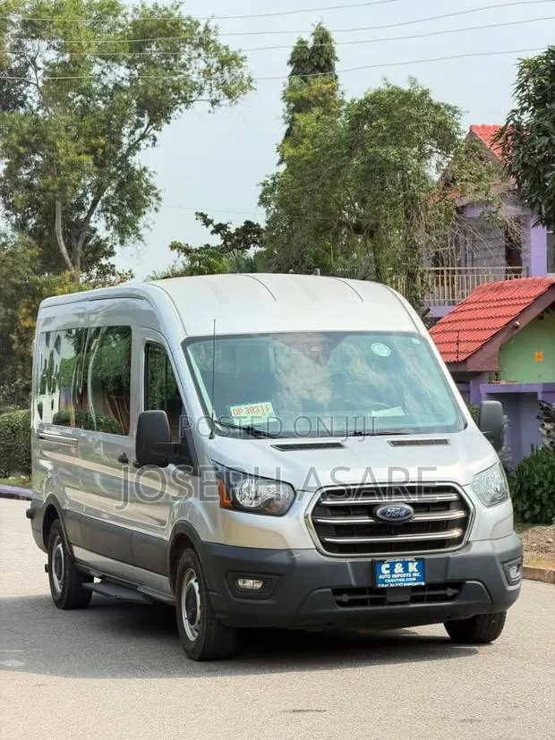 Ford Transit-350 2020 · Photo 1
