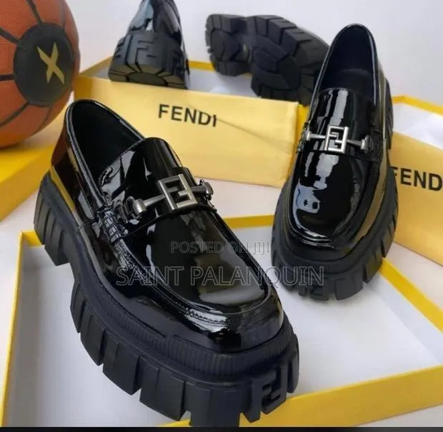 Fendi Quality Shoes · Photo 1