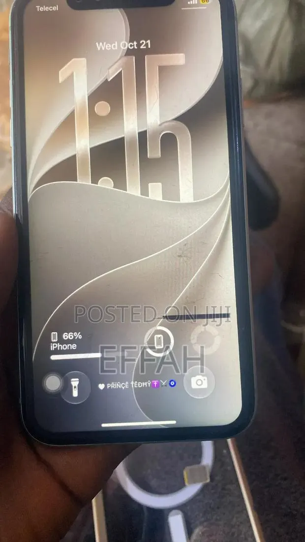 Apple iPhone 11 256 GB Blue · Photo 1