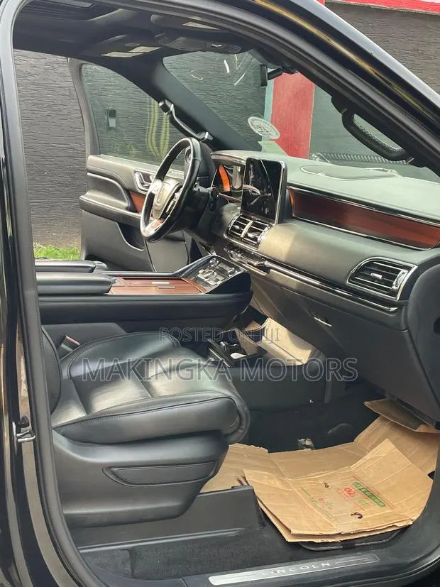Lincoln Navigator Black Label 4x4 2019 Black · Photo 1