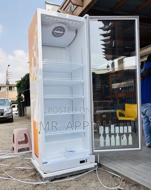 Affordable Zara-600dfg Single Door Display Refrigerator(591l) · Photo 1