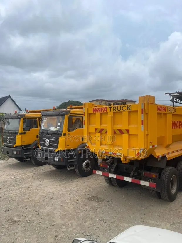 Shacman (Robust Trucks) For Sale · Photo 1