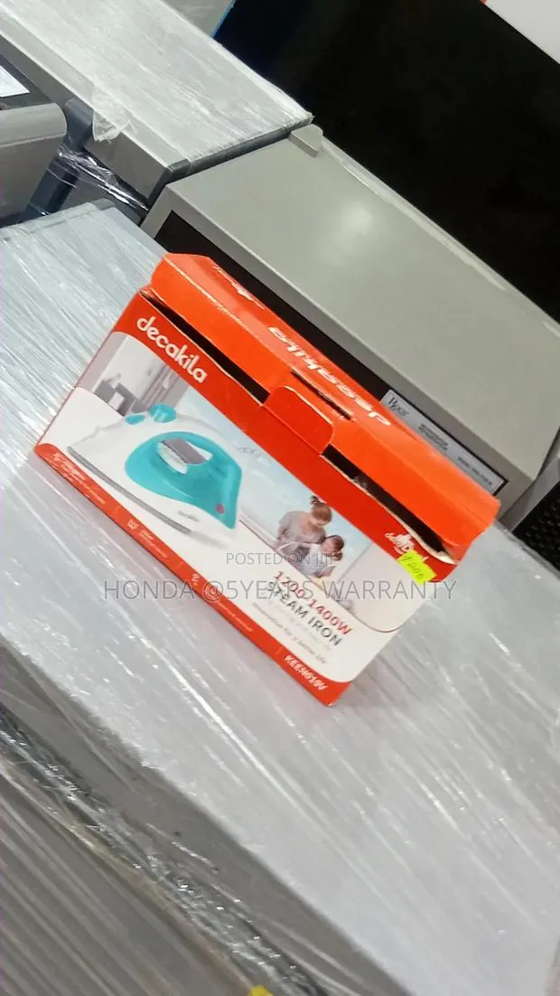 Decakila Steam Iron – Smooth, Fast Wrinkle-Free Every Time · Photo 1