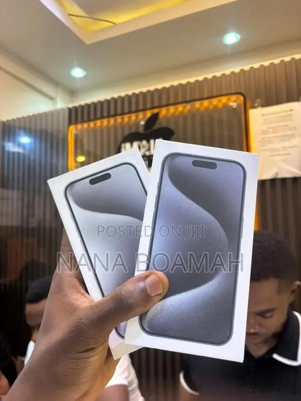New Apple iPhone 15 Pro 256 GB Silver · Photo 1