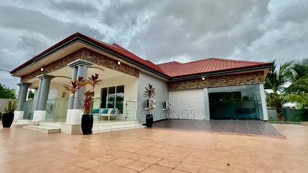 4bdrm House in Oyarifa for sale · Photo 1