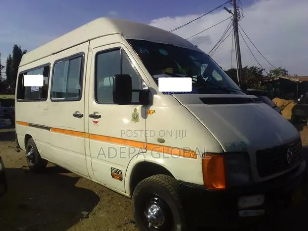 Volkswagen LT 2021 White · Photo 1