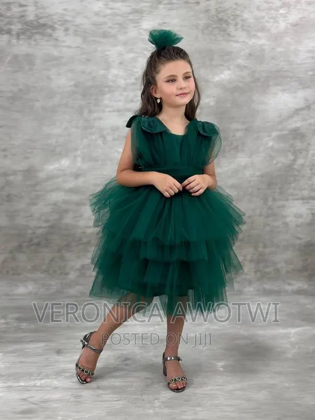 Turkish Laced Dress · Photo 1
