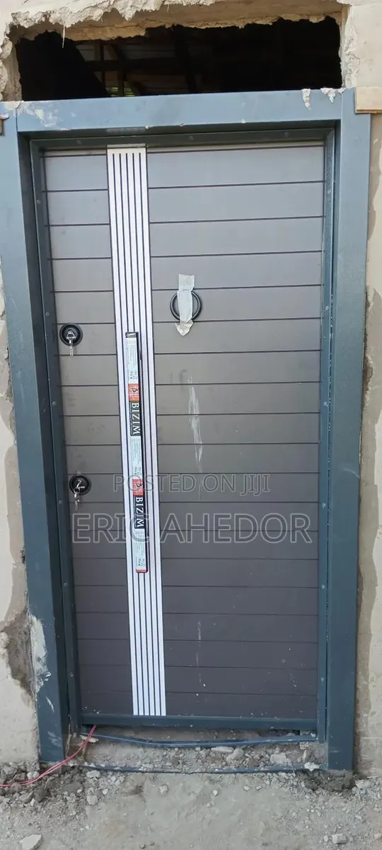 Heavy Bulletproof Security Door With All Accessories · Photo 1