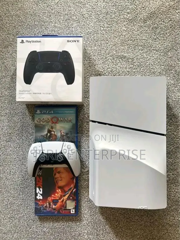 Play Station 5 Slim · Photo 1