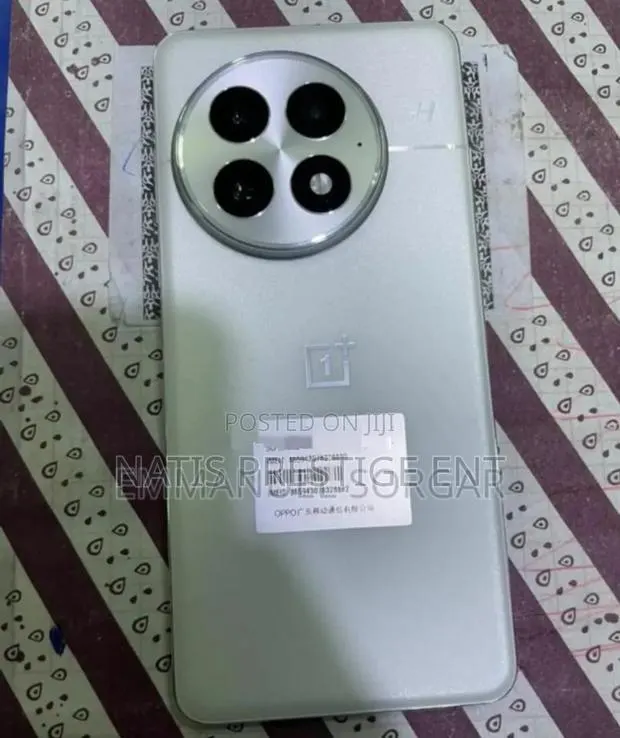 OnePlus 13 512 GB Silver · Photo 1