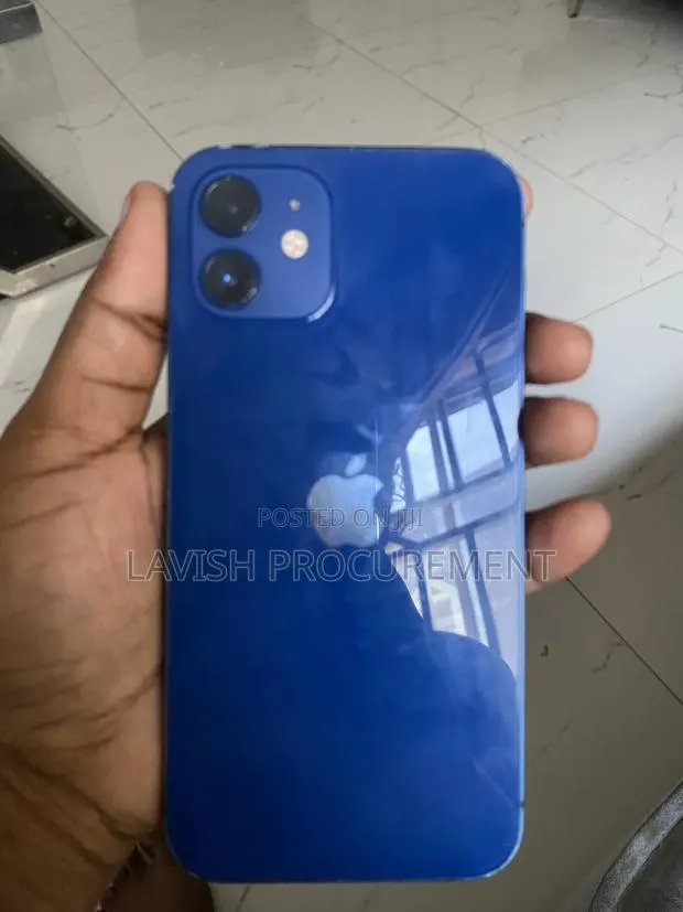 Apple iPhone 12 256 GB Blue · Photo 1