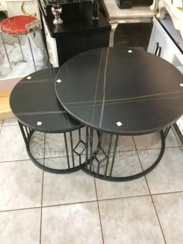 2 in 1 Round Shape Center Table · Photo 1