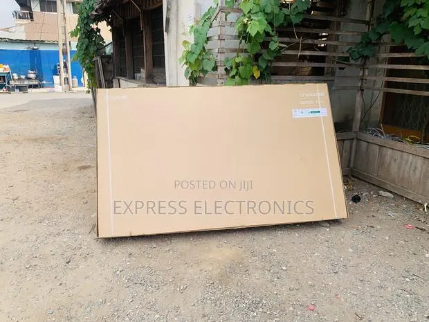 Available Now at Store Qled 85q70c Samsung · Photo 1