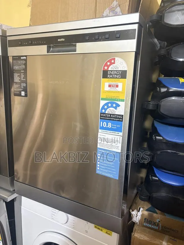 Esatto Freestanding Stainless Steel Dishwasher · Photo 1