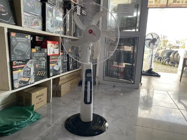 18" Big Blade Rechargeable Standing Fan With Remote Control (H A) · Photo 1