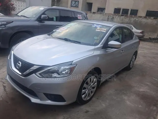 Nissan Sentra 2017 Silver · Photo 1