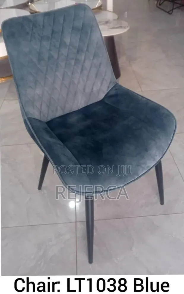 Quality Dinning Chair With Metal Legs · Photo 1