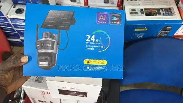 Iscee 4g Solar PTZ 2 Views 24 Hours Recording Camera · Photo 1