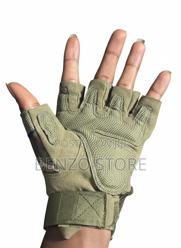 All-Condition Leather Gloves – Rain or Sun · Photo 1