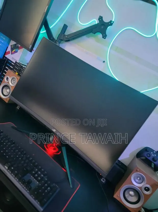 Asus Rog Strix Xg32v Gaming Monitor Curved · Photo 1