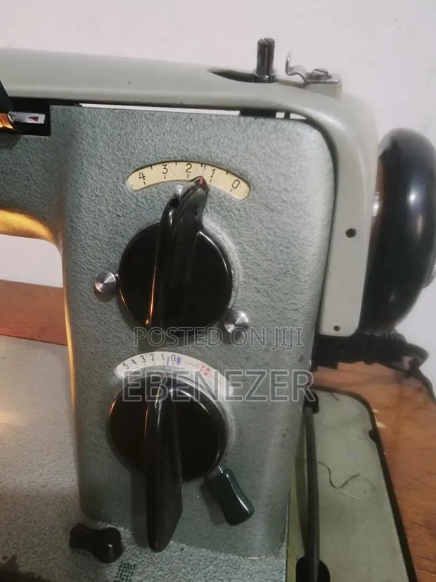 Anker Industrial Zigzag Machine · Photo 4