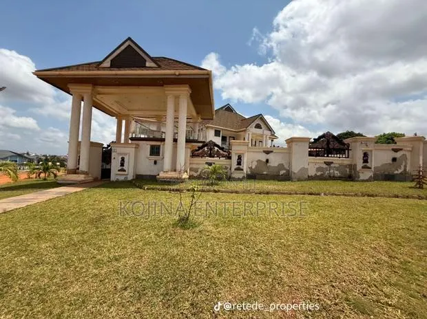 Furnished 6bdrm House in Santasi Ayinam, Kumasi Metropolitan for rent · Photo 1