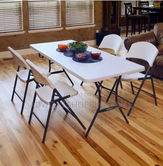 6 Seater Folding Table · Photo 1