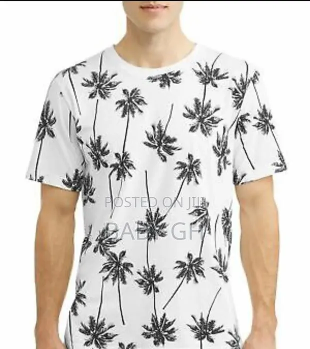Kids White Round Neck T-Shirt · Photo 1