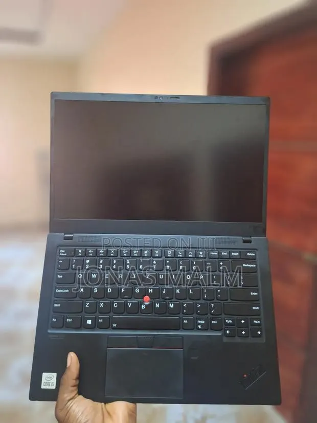 New Laptop Lenovo ThinkPad X1 Carbon 16GB Intel Core i5 SSD 256GB · Photo 1