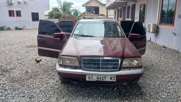 Mercedes-Benz C180 2002 Brown