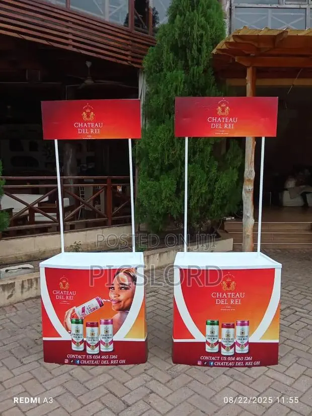 Promotional Table Stand · Photo 1