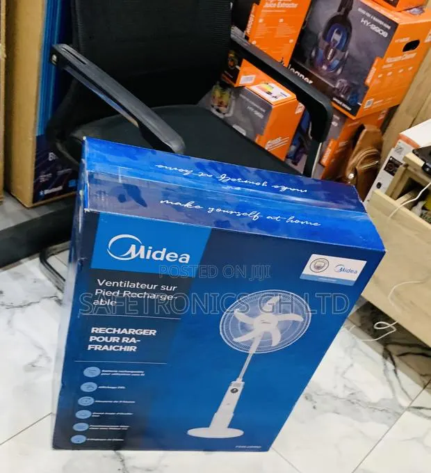 Unique Fast Midea Fist Fan 18 Rechargeable Fan · Photo 1