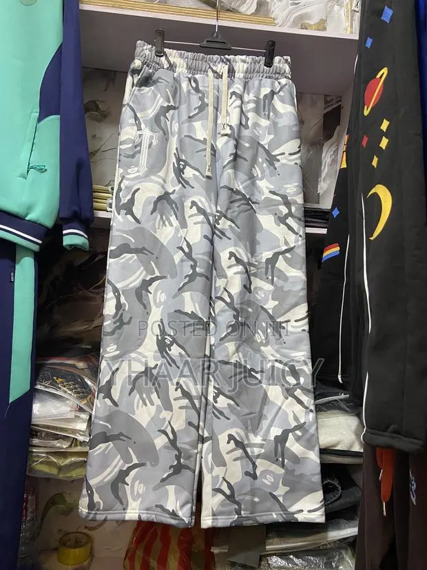 Design Jogger Pants · Photo 1