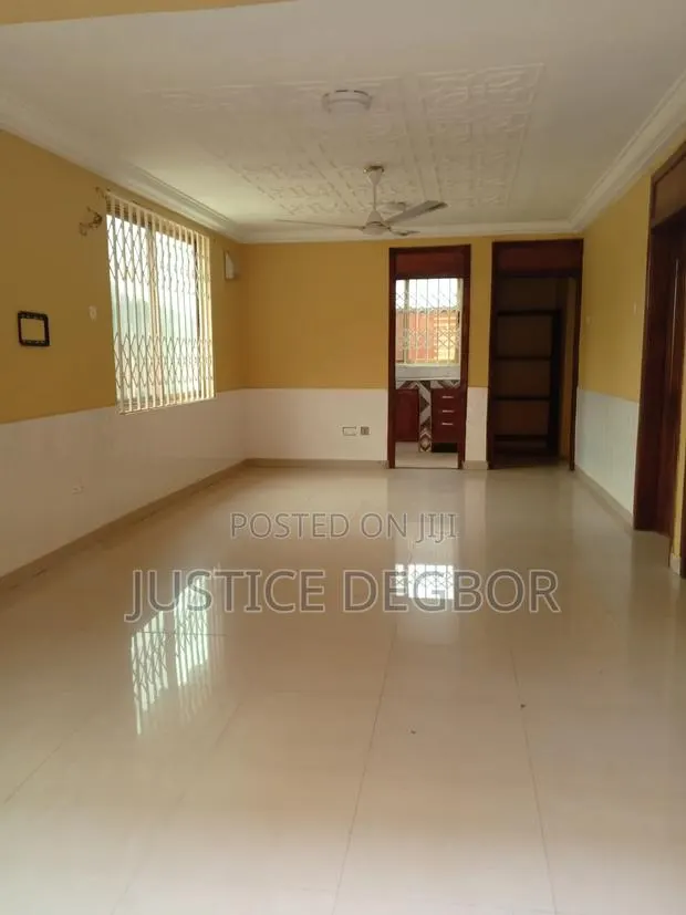 2bdrm Apartment in 14, Mile 7 for rent · Photo 1