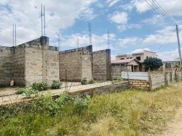 7bdrm Apartment in Peaceland Hills, Ashaiman Municipal for sale · Photo 1