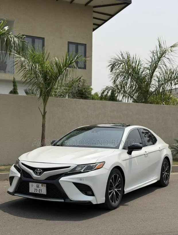 2018 Toyota Camry Capacity · Photo 1