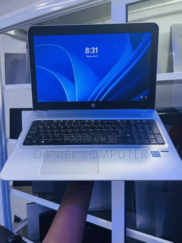 Laptop HP ProBook 450 G4 12GB Intel Core i7 HDD 1T · Photo 1