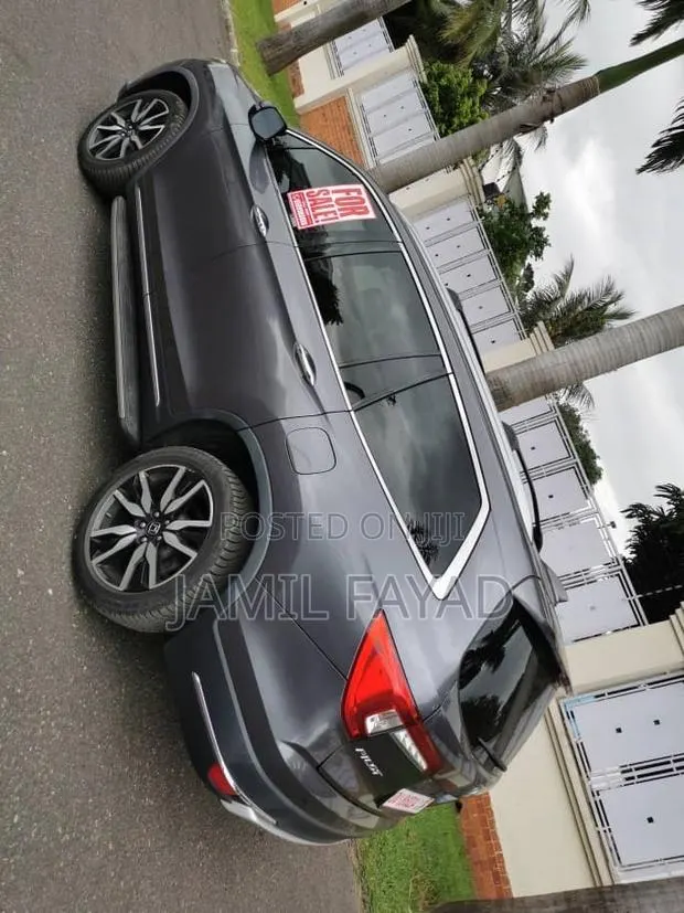 Honda Pilot EX AWD 2019 Gray · Photo 1