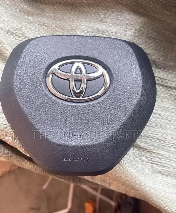 Toyota Rav4 Airbag 2022,2023,2024,2025 · Photo 1
