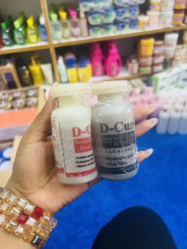 D Cure Stretch Marks Repair Kit · Photo 1