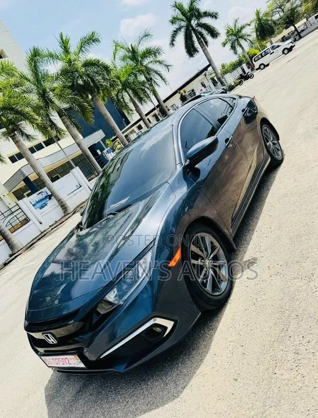 Honda Civic 2019 · Photo 1
