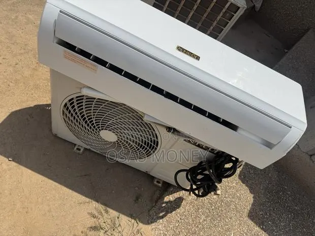 1.5Hp Inverter AC · Photo 1