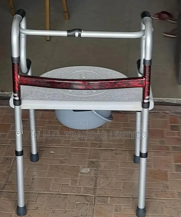 5 in 1 Commode Seat · Photo 1