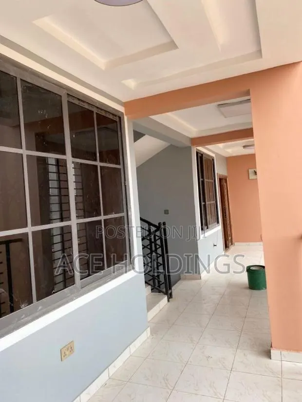 2bdrm Apartment in Lakeside for rent · Photo 1