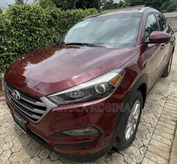 Hyundai Tucson SE AWD 2017 Burgundy · Photo 1