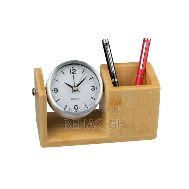 Personalized Wooden Clock and Pens Holder as Souvenir · Photo 1