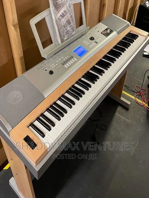 Yamaha DGX 620 Portable Grand Keyboard · Photo 1