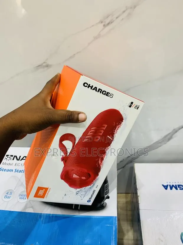 Spectacular Performance Charge 6 Red Color Bluetooth Speaker JBL · Photo 1