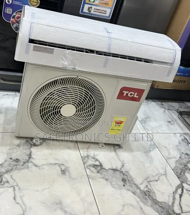Ultra Modern 1.5 Hp TCL Split Type White Ac · Photo 1