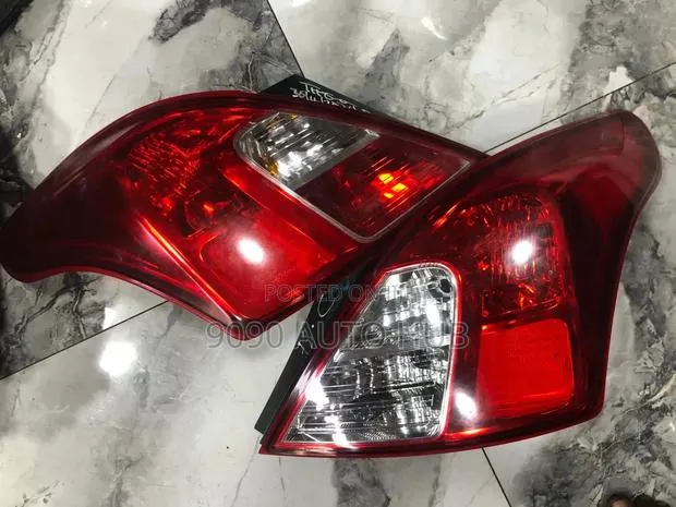 Nissan Versa 2014, 2015, 2016, 2018, 2019 Taillight | Foreign Used · Photo 1